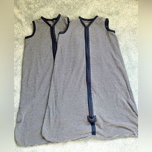 12-18 months Burts Bees lightweight wearable blanket.